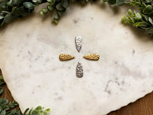 Load image into Gallery viewer, Large Dagger Studs
