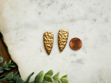 Load image into Gallery viewer, Large Dagger Studs
