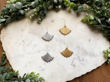 Load image into Gallery viewer, Deco Fan Drops
