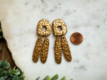 Load image into Gallery viewer, The Delaney
