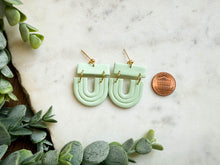 Load image into Gallery viewer, The Claire
