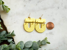 Load image into Gallery viewer, The Claire
