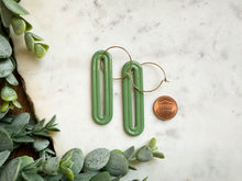 Load image into Gallery viewer, Long Deco Pill Hoops
