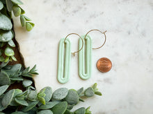 Load image into Gallery viewer, Long Deco Pill Hoops
