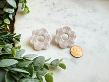 Load image into Gallery viewer, Plaid Flower Studs
