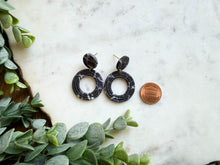 Load image into Gallery viewer, Marbled Deco Circles
