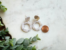 Load image into Gallery viewer, Marbled Deco Circles
