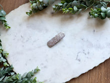 Load image into Gallery viewer, Hammered Silver Hair Clip
