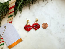 Load image into Gallery viewer, Vintage Inspired Quartz Ornaments
