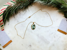 Load image into Gallery viewer, Emerald Quartz Oval Necklace
