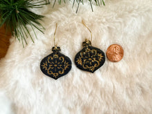 Load image into Gallery viewer, Vintage Ornaments
