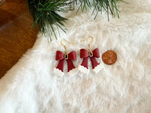 Load image into Gallery viewer, Santa Bows
