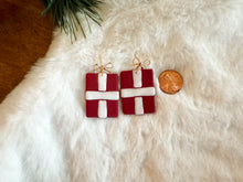 Load image into Gallery viewer, Present Drops
