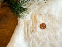 Load image into Gallery viewer, Snowy Quartz Long Oval Hoops
