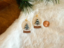 Load image into Gallery viewer, Snowglobe Drops
