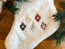 Load image into Gallery viewer, Pearl Ornament Drops
