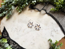 Load image into Gallery viewer, Skull Wreaths
